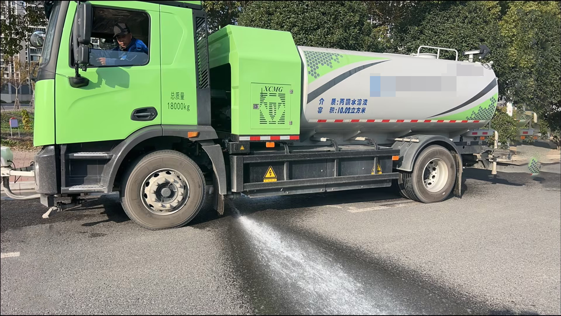 净在咫尺！徐工高压清洗车让环境更美好